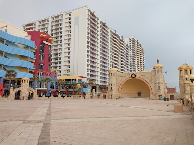 Daytona Beach Main Street Pier