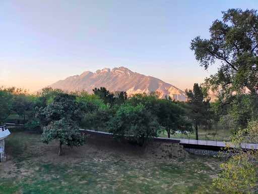 Bosques de Encinos Park - Thumbnail