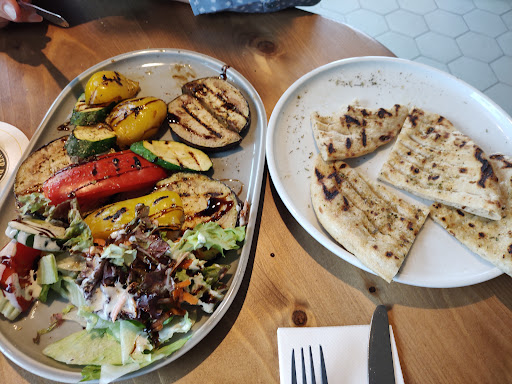 Neo Kastro - griechisch-mediterranes Restaurant ???? - Thumbnail