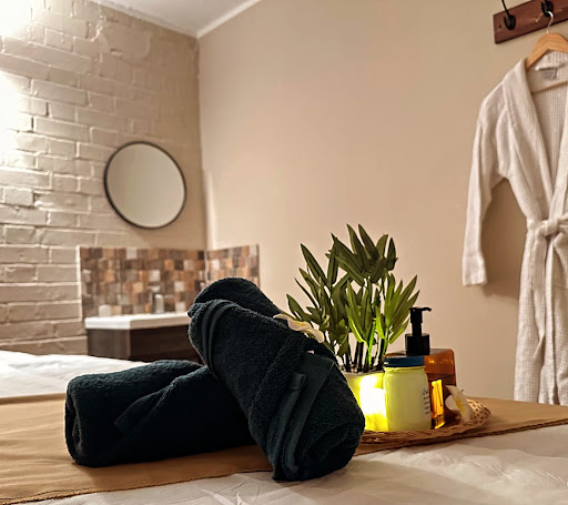 Covent Garden Thai Massage @LaluxNails