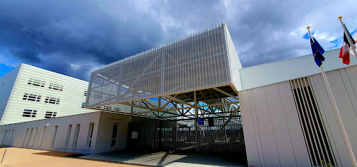 Middle School De Bordeaux-Lac - Thumbnail