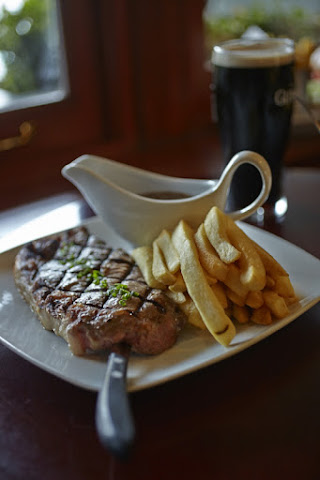 Parkside Tavern by null