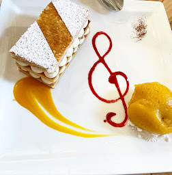 Photo n°57 de Restaurant - Hôtel - Caviste -Auberge du Chasseur à Grosrouvre (Restaurant)