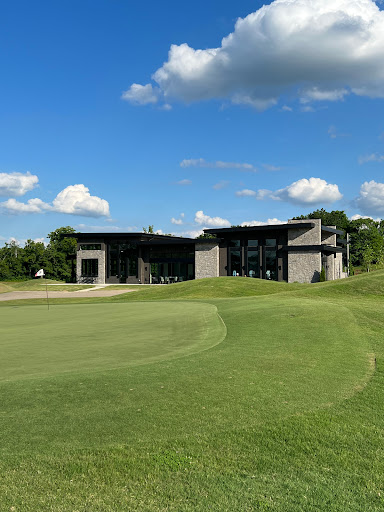 Towhee Club - Thumbnail