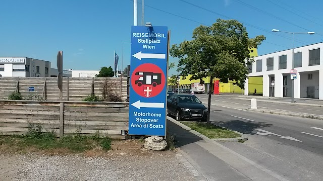 Motorhome - parking space Vienna