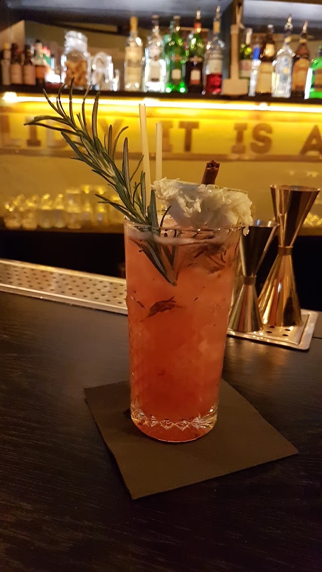 Sigmund Freud Bar