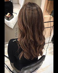 Photo n°21 de Dolce Vita Coiffure à Belleville-en-Beaujolais (Magasin de perruques)