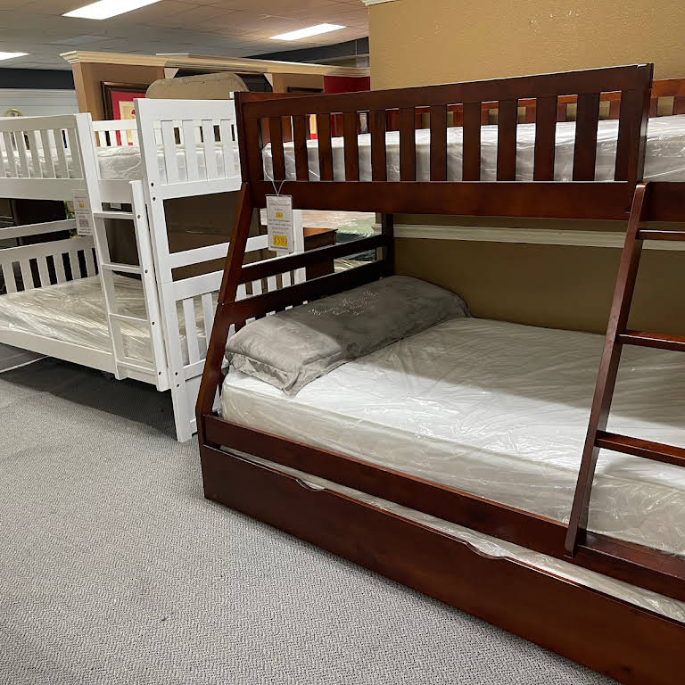Select Furniture Galleries Furniture Store in Fairfield