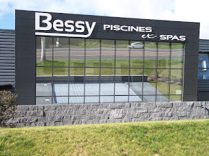 Photo n°1 de PISCINES BESSY à Saint-Georges-de-Reneins (Spa)