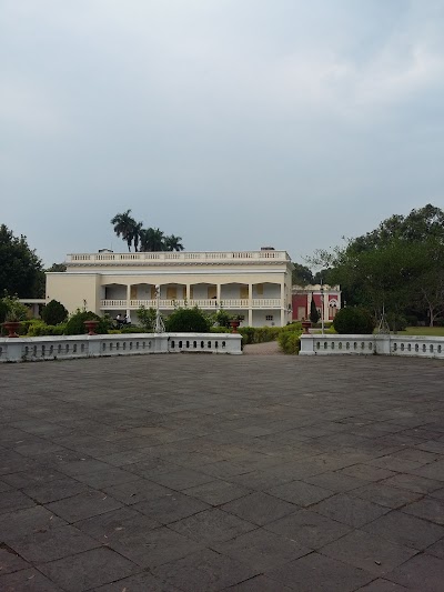 Photos of Uttara Gonovobon