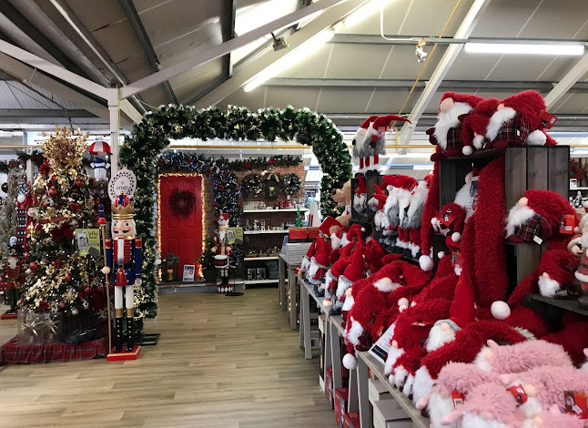 ottergardencentres.com