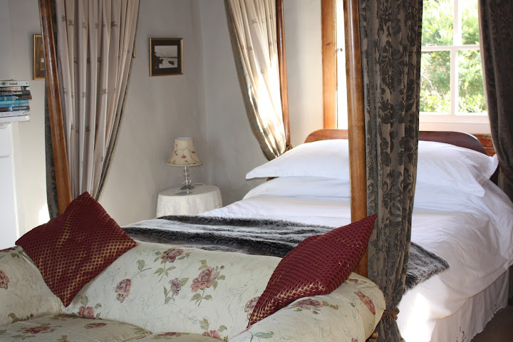 The Old Custom House by null