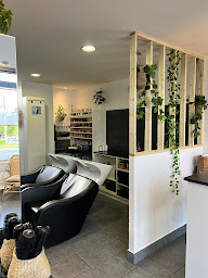 Photo n°4 de L’SY coiffure à Plomelin (Salon de coiffure)