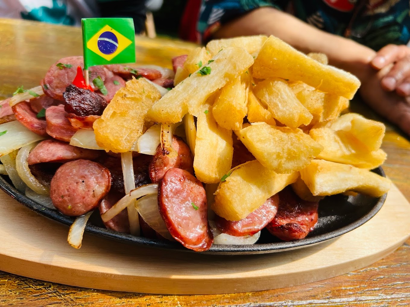 Let's explore the vibrant flavours of Brazil in London! Explore our top picks for the best Brazilian restaurants in the city, from cozy cafes to upscale steakhouses. Indulge in authentic dishes, from feijoada to mouthwatering churrasco, and immerse yourself in the warm hospitality and rich cultural heritage of Brazil.