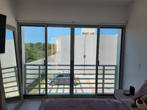 Polarizado Arquitectonico del Sureste