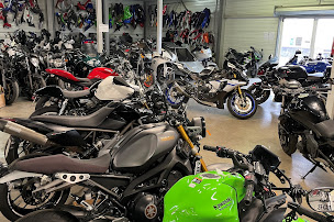 Photo n°16 de Aquitaine Moto Casse à Bordeaux (Magasin de pièces et d'accessoires pour motos)