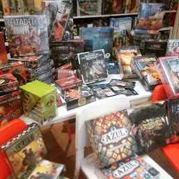 Photo n°31 de Tofopolis - Boutique spécialisée en jeux de société à Poissy (Magasin de jeux de cartes/jeux de plateaux)
