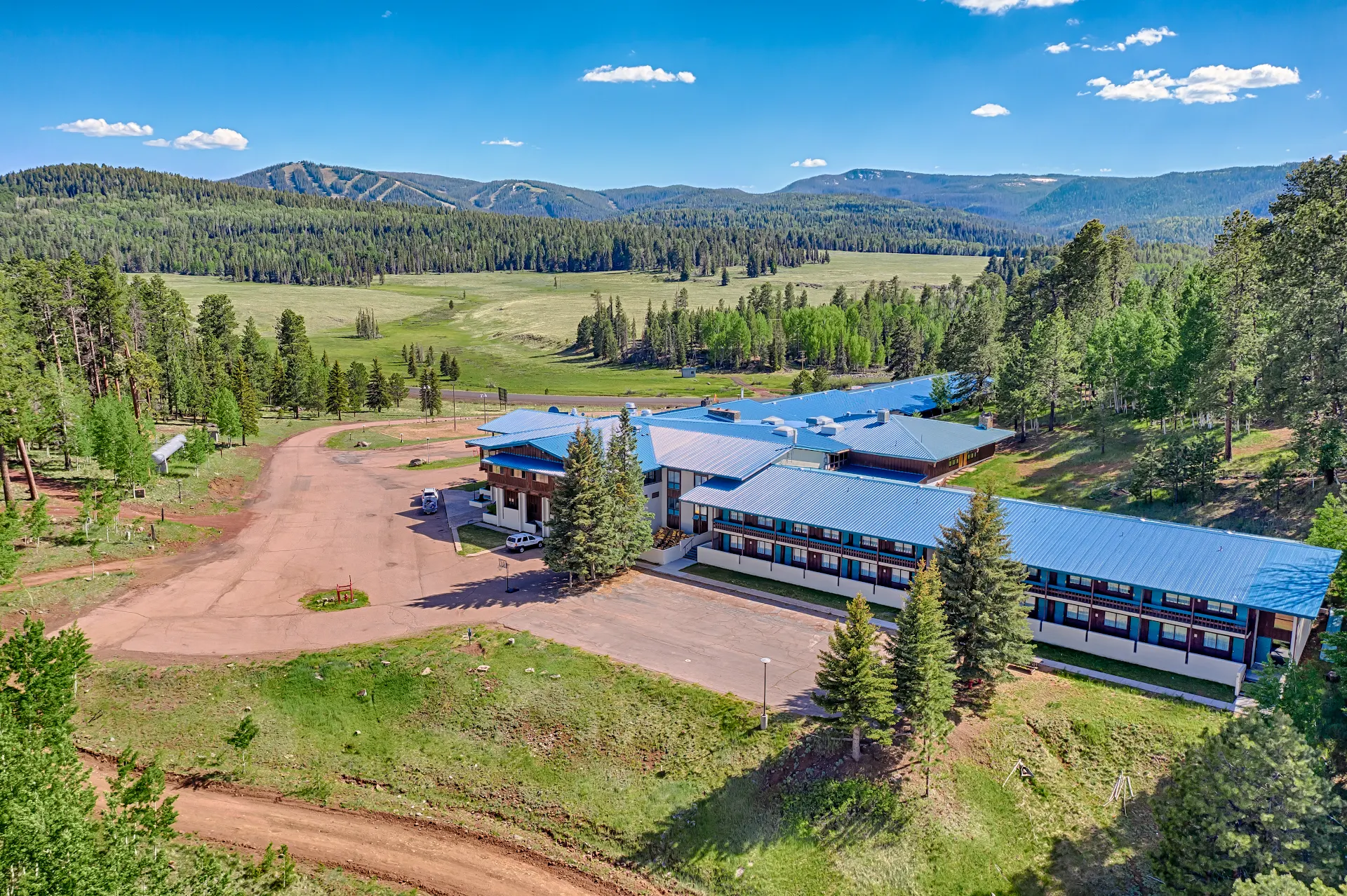 Sunrise Park Lodge