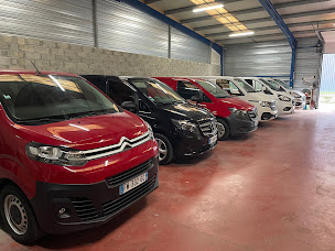 Photo n°4 de Rossi Vehicules Utilitaires à Cenon (Concessionnaire de véhicules à moteur)