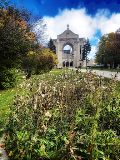 Louis Riel's tomb - Thumbnail
