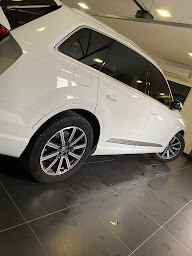 Photo n°10 de Vitres Teintées 41 / Pare-brise 41 à Vineuil (Fournisseur d'équipement de sécurité)