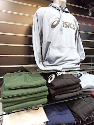 Photo n°14 de SPORTSYSTEM magasin Tennis et Padel à Paris (Magasin de tennis)