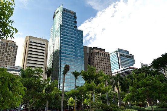 JLL Makati Real Estate by null