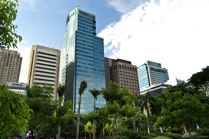 JLL Makati Real Estate by null