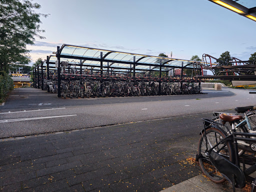 Fietsenstalling Station Apeldoorn (Zuidzijde)