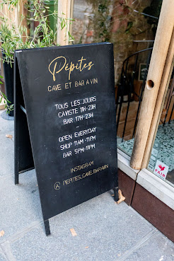 PÉPITES Caviste et Bar à vin by null