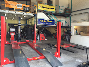 Photo n°9 de EA PNEU Vallauris à Vallauris (Magasin de pneus)