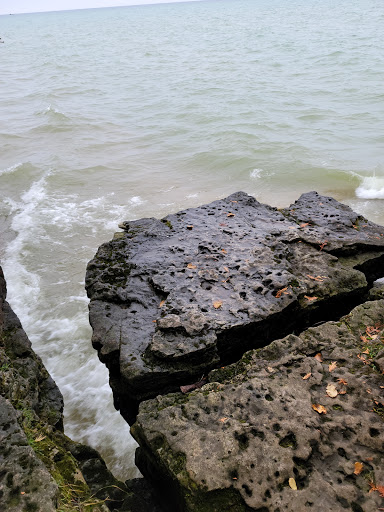 Cave Point County Park - Thumbnail