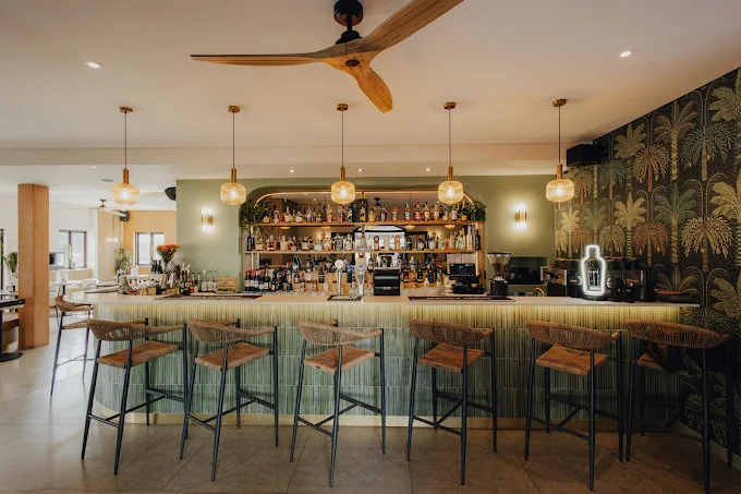 Sotto Mediterranean Restaurant & Cocktail Lounge