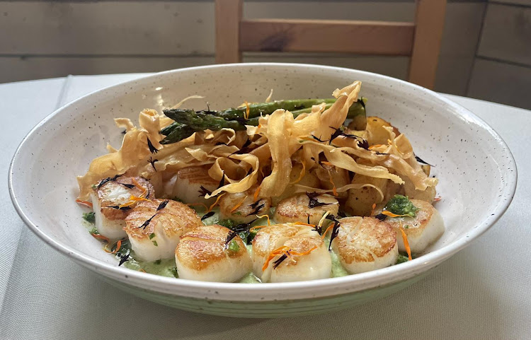 Charlotte Lane by null