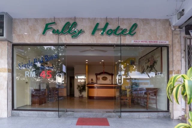 OYO 536 Fully Hotel Johor Jaya