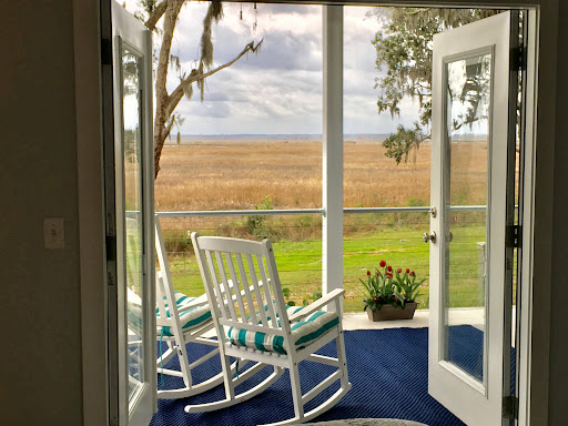 Darien Waterfront Inn - Thumbnail