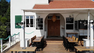 Photo n°22 de JUSTE Restaurant de fruits de mer (Île de Ré) à Saint-Clément-des-Baleines (Bar-restaurant à huîtres)