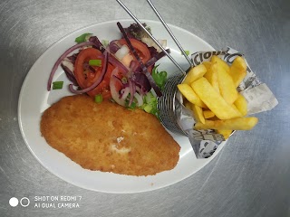 Bene's Cafe