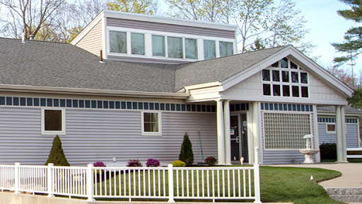 VCA Lloyd Animal Hospital