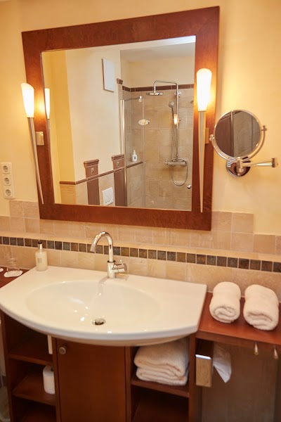 Photos of Zum Schwarzen Reiter GmbH + Co. KG Hotel