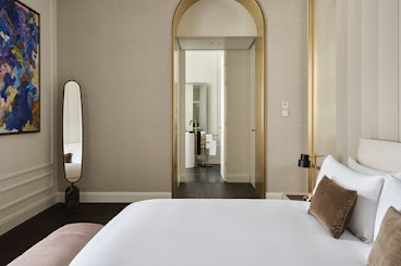 The Ritz-Carlton, Vienna by null