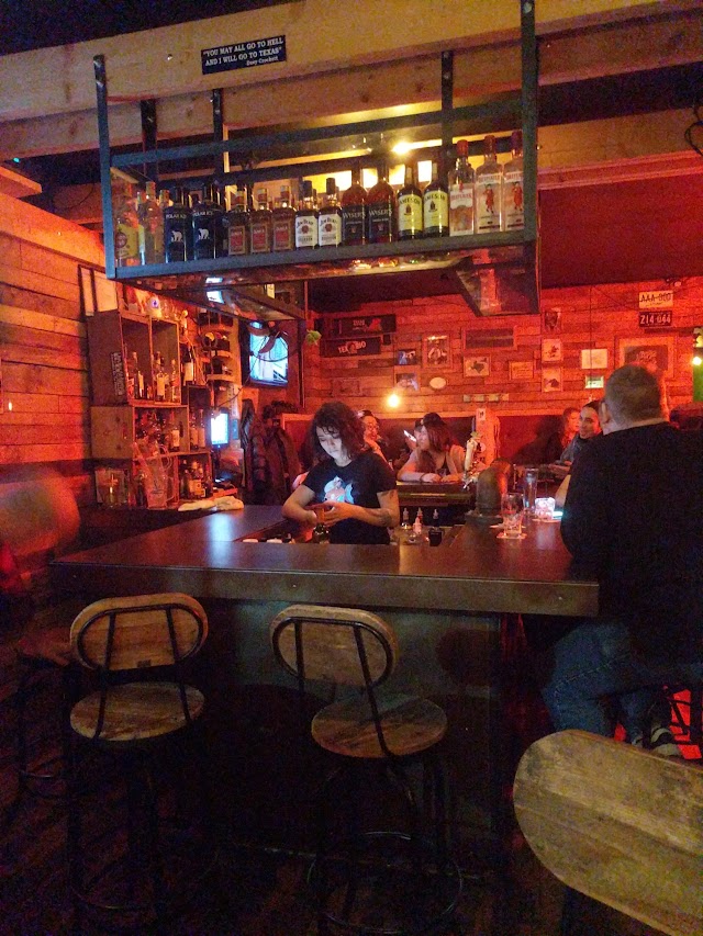Little AAA Bar