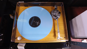 Photo n°20 de Vinyle & Hifi Vintage à Compiègne (Magasin d'électronique)