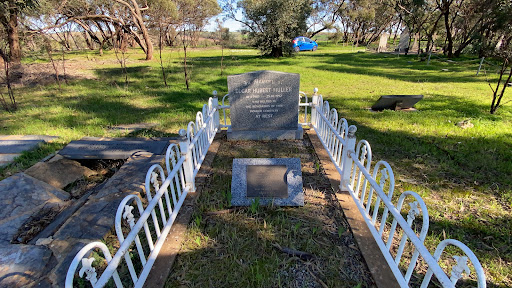 Rosenthal Pioneer Cemetery (St. Johannes Lutheran Cemetery) - Thumbnail