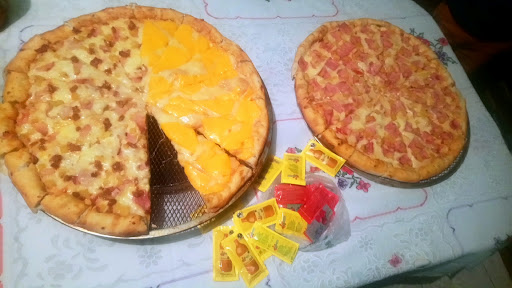 Michelle's Pizza - Visual
