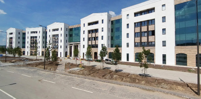 Értékelések erről a helyről: Tópark ‘BE MY CITY’ Iroda- és Lakópark, Biatorbágy - Parkoló