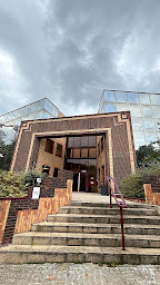 Photo n°1 de Groupe Alternance Saint Germain en Laye / CFA / Formations en alternance / BAC à BAC+3 - Saint Germain en Laye (78) à Saint-Germain-en-Laye (Établissement d'enseignement supérieur)