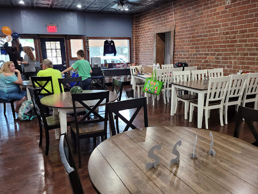 Rally Point Bar and Grill - Thumbnail