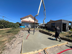Photo n°9 de Mixo-Pompe63 - Livraison de béton et Centrale à Châteaugay (Fournisseur de produits en béton)