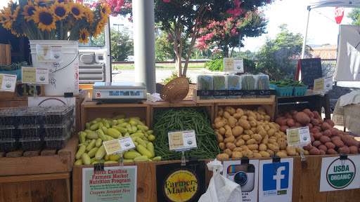 Hickory Farmers Market - Thumbnail